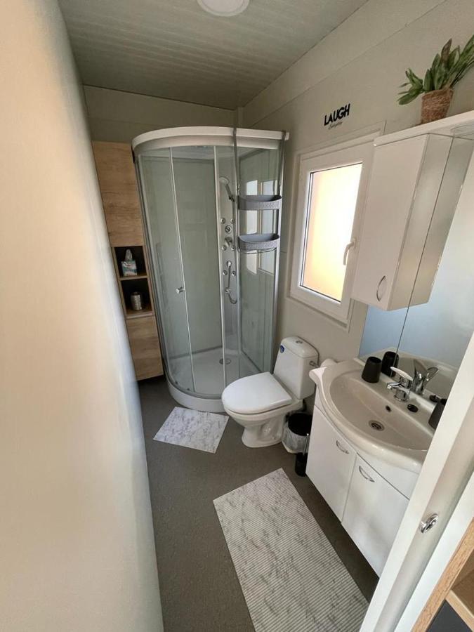 H&S Mobile Home Privlaka  Eksteriør bilde