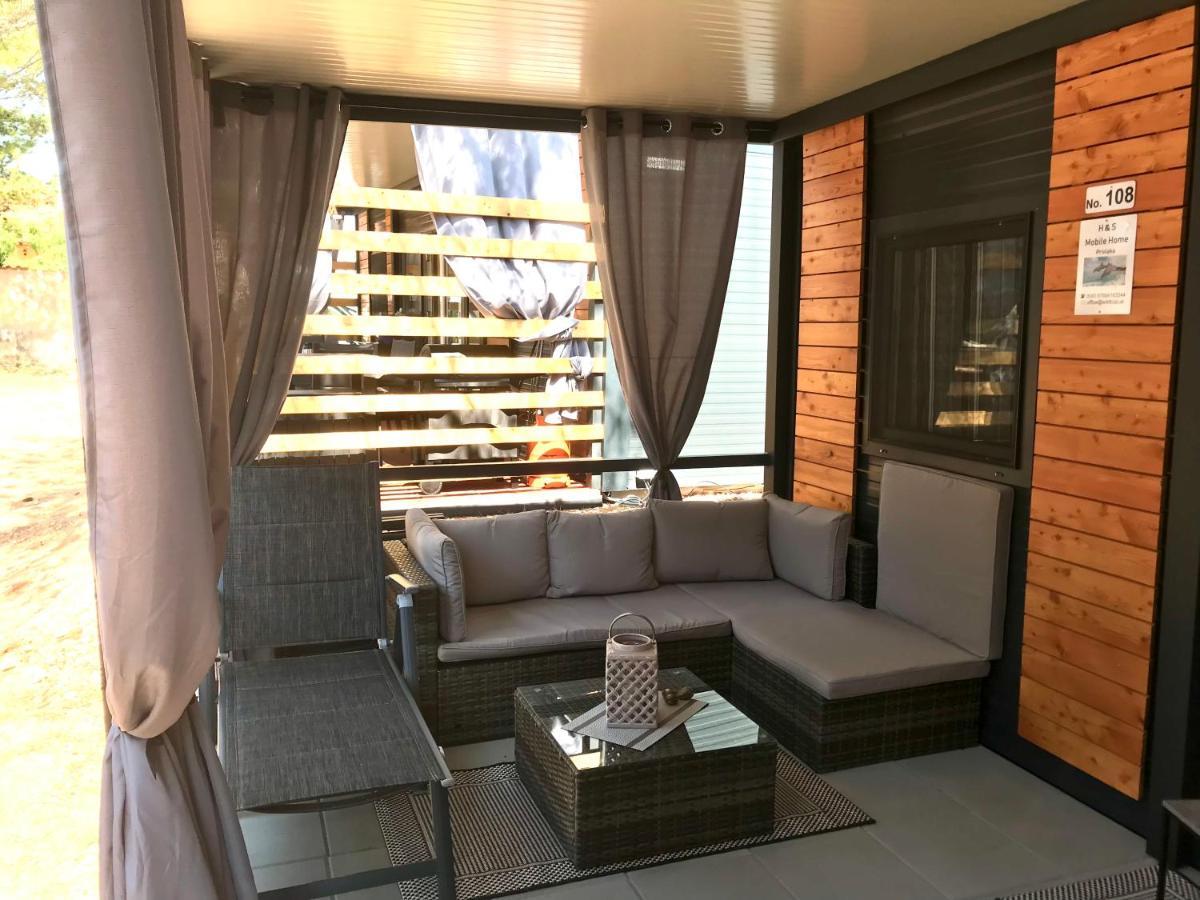 H&S Mobile Home Privlaka  Eksteriør bilde