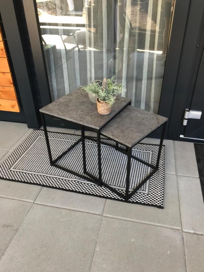 H&S Mobile Home Privlaka  Eksteriør bilde